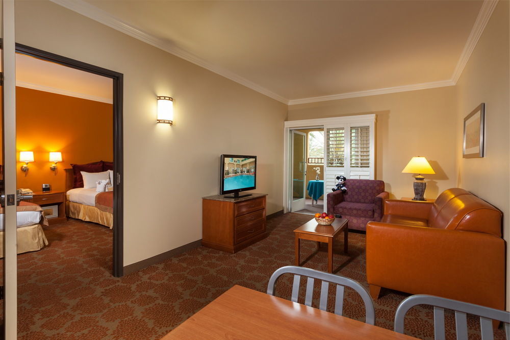 Desert Palms Hotel & Suites Anaheim Resort Bagian luar foto