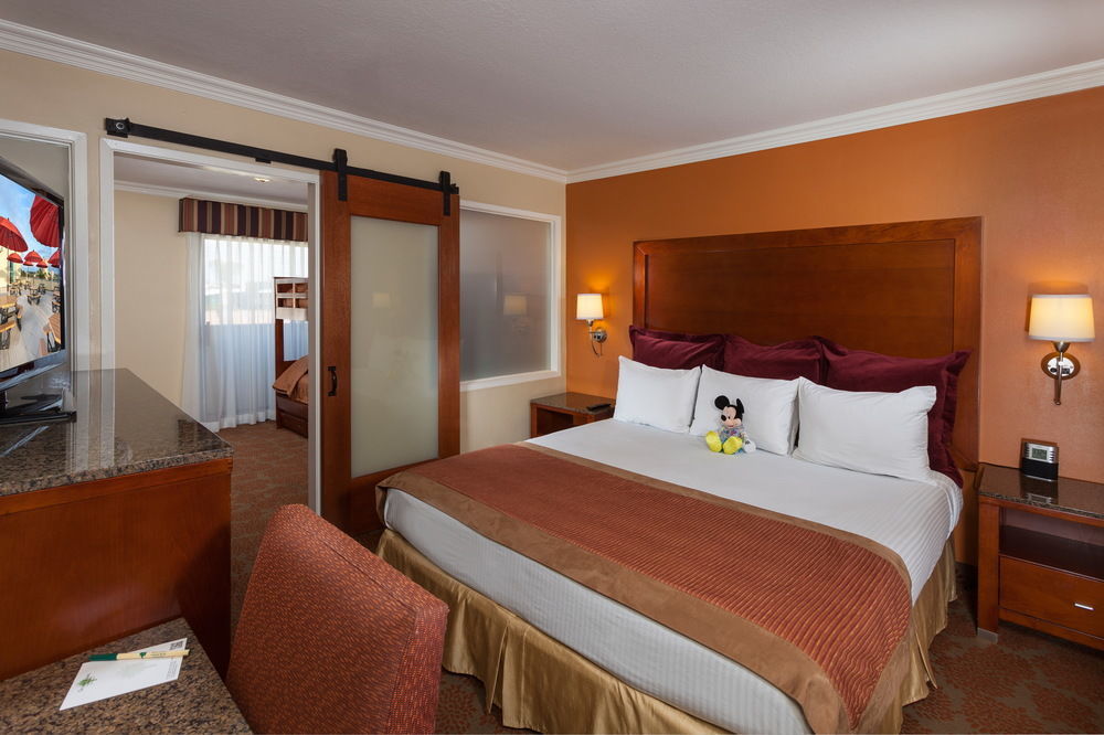 Desert Palms Hotel & Suites Anaheim Resort Bagian luar foto